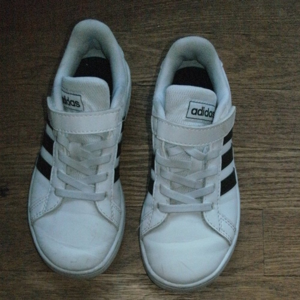 Adidas White with Black Stripes Grand Court Stay-Put Closure Sneakers Shoes ~ 12